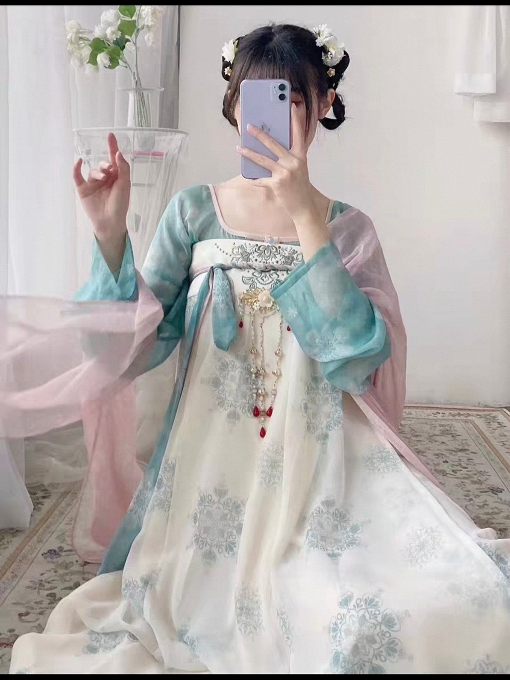Elegant Floral Hanfu Dress in Cream with Aqua and Pink Accents